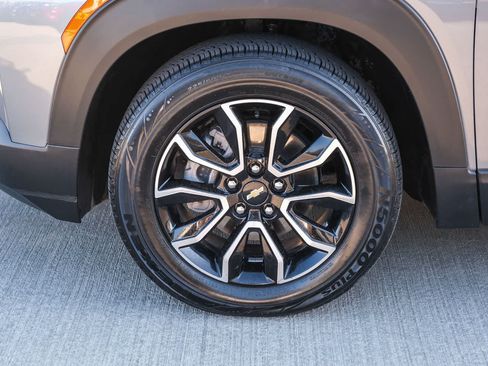 Used 2021 Chevrolet TrailBlazer ACTIV w/ Convenience Package FWD image 10