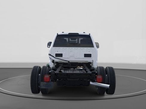New 2026 Ford F450 XL w/ XL Chrome Package RWD image 5