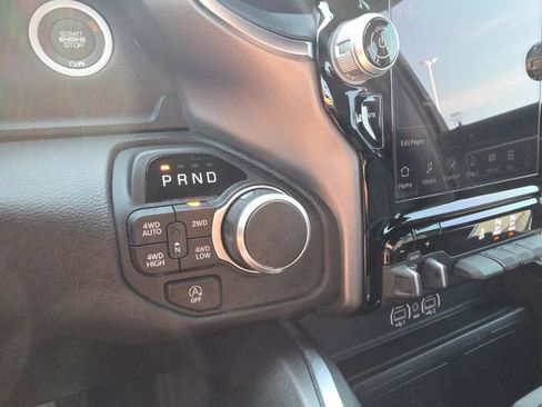 Used 2025 RAM 1500 Big Horn AWD/4WD image 18
