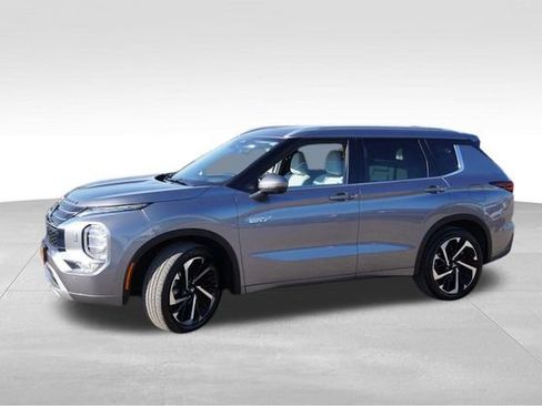 Used 2023 Mitsubishi Outlander SEL image 10