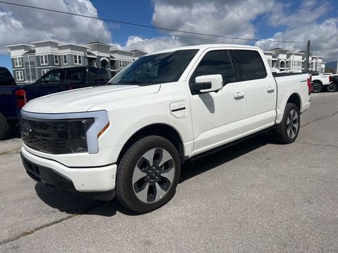 Used 2023 Ford F150 Lightning Platinum AWD/4WD image 12