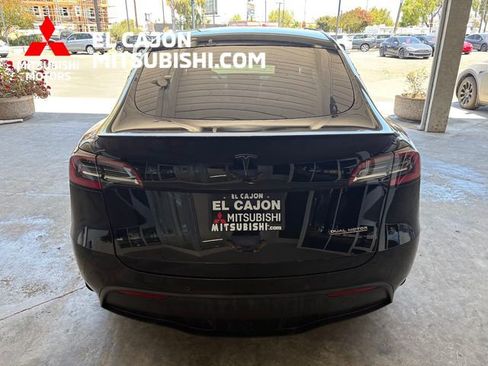 Used 2021 Tesla Model Y Performance AWD/4WD image 4