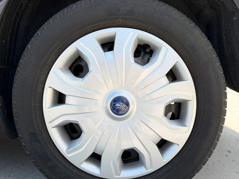 Used 2020 Ford Transit Connect XL FWD image 15