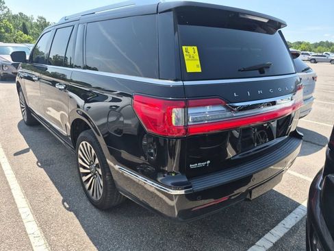 Used 2019 Lincoln Navigator L Reserve AWD/4WD image 2
