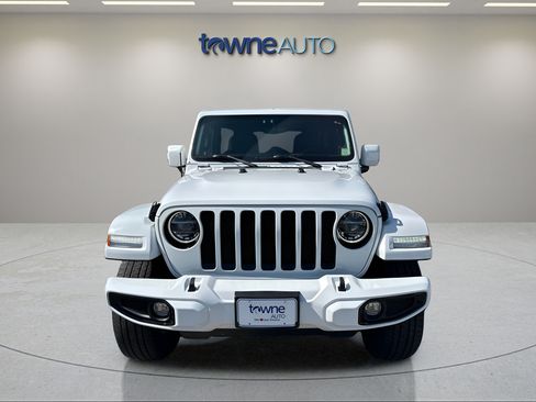 Used 2021 Jeep Wrangler Unlimited Sahara AWD/4WD image 10