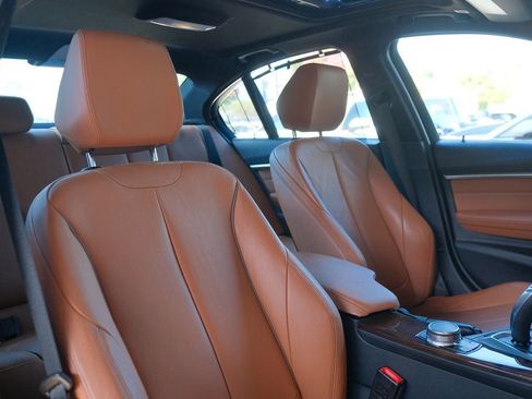 Used 2017 BMW 330e RWD image 38