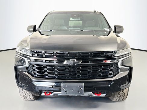 Used 2023 Chevrolet Suburban Z71 AWD/4WD image 2