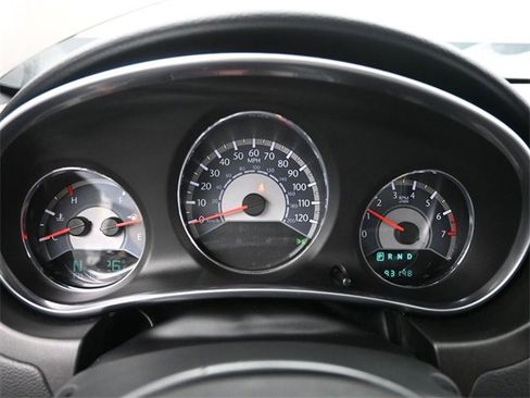 Used 2012 Chrysler 200 Touring image 35