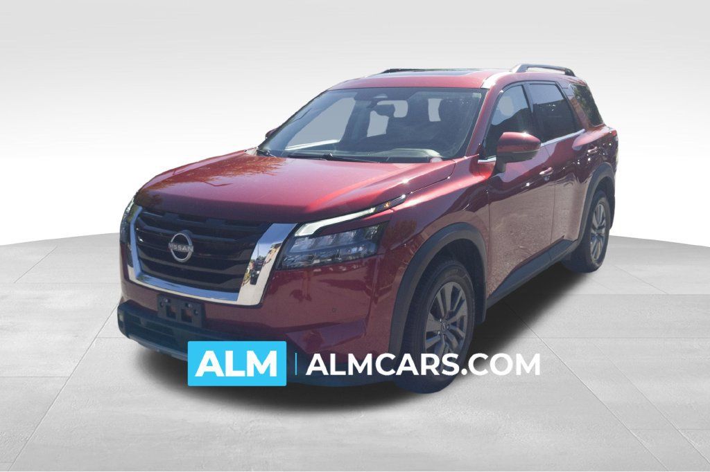 Used 2024 Nissan Pathfinder SV AWD/4WD image 1