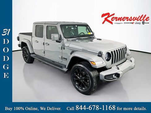 Used 2023 Jeep Gladiator Overland AWD/4WD image 1