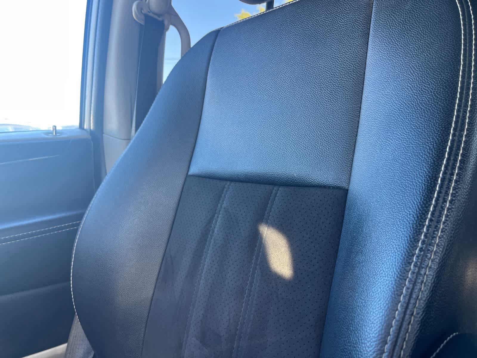 Used 2019 Dodge Grand Caravan SXT FWD image 33