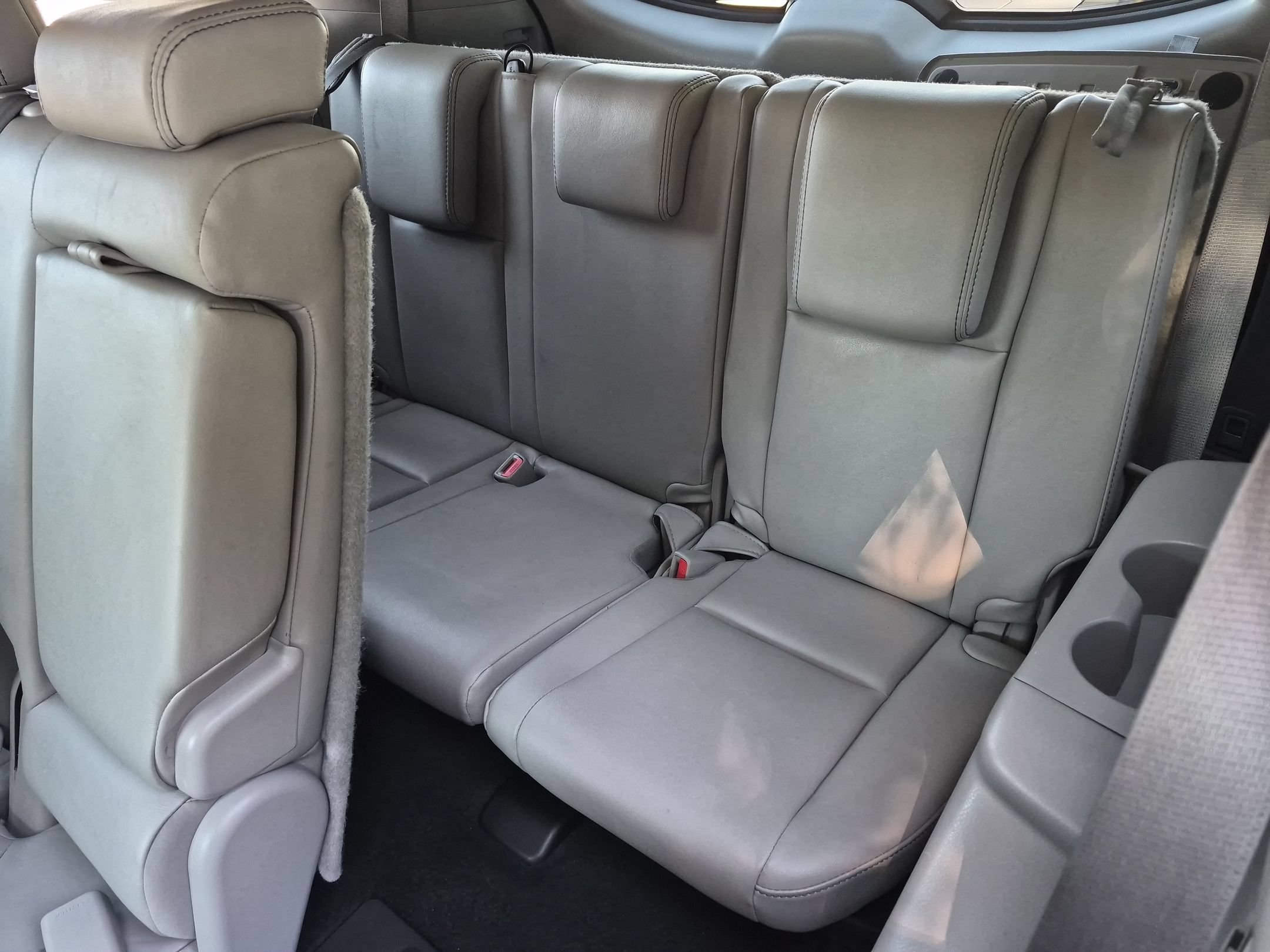 Used 2016 Toyota Highlander XLE AWD/4WD image 23
