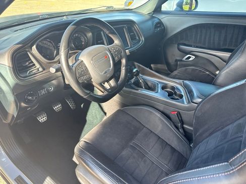 Used 2020 Dodge Challenger R/T Scat Pack RWD image 6