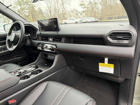 New 2026 Honda Pilot TrailSport image 16