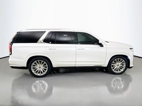 Used 2022 Cadillac Escalade Premium Luxury image 10