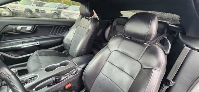 Used 2020 Ford Mustang Premium RWD image 6