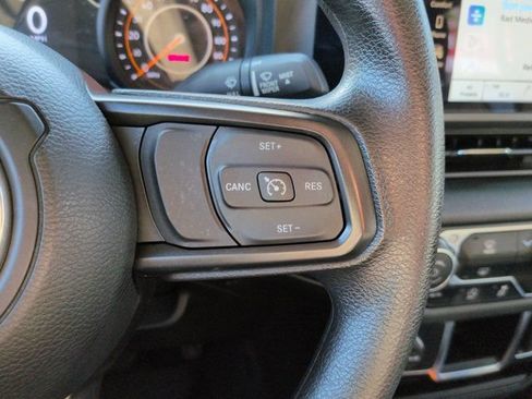 Used 2024 Jeep Gladiator Sport AWD/4WD image 22