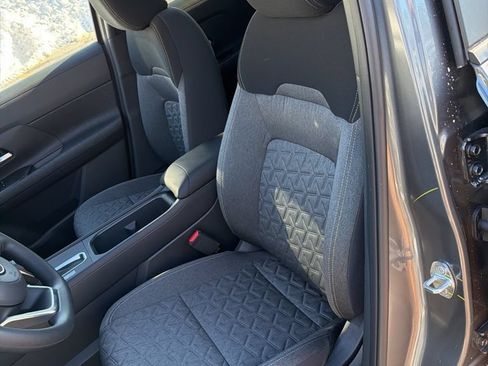 New 2026 Nissan Kicks SV w/ SV Premium Package AWD/4WD image 19