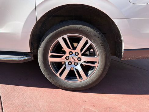 Used 2022 Ford Expedition Max Limited AWD/4WD image 41