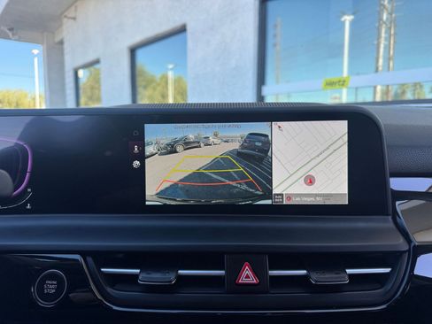 Used 2025 Kia Seltos S image 17