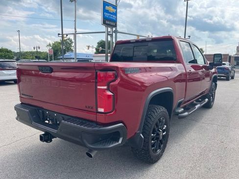 Used 2025 Chevrolet Silverado 2500 LTZ w/ LTZ Plus Package AWD/4WD image 3