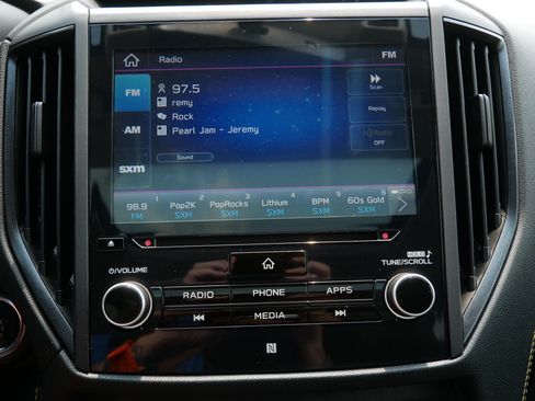Used 2021 Subaru Crosstrek 2.5i Sport w/ Moonroof Package AWD/4WD image 22
