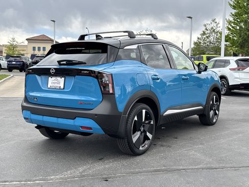 New 2026 Nissan Kicks SR w/ Cold Weather Package AWD/4WD image 3