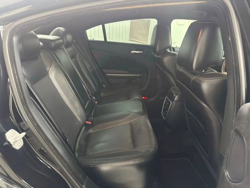 Used 2015 Dodge Charger SXT w/ Plus Group image 10