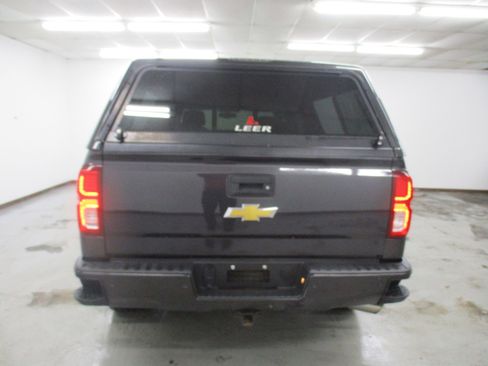 Used 2016 Chevrolet Silverado 1500 LTZ Z71 w/ LTZ Plus Package image 9