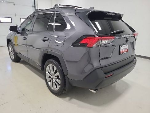 Used 2024 Toyota RAV4 XLE Premium FWD image 5