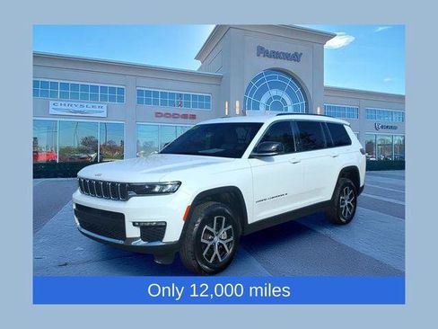 Certified 2025 Jeep Grand Cherokee L Limited AWD/4WD image 1