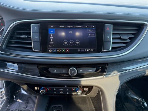 Used 2021 Buick Enclave Essence w/ Sound and Sites Package image 32