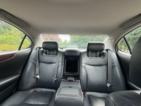 Used 2005 Lexus ES 330 FWD image 16