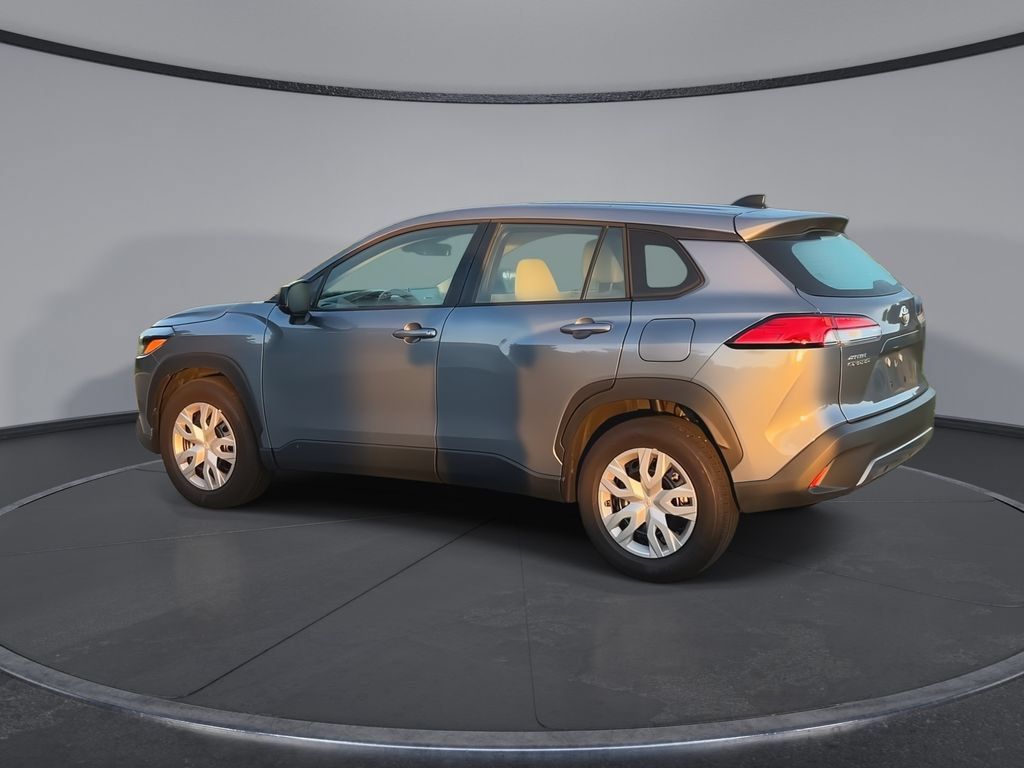 Certified 2025 Toyota Corolla Cross L FWD image 6