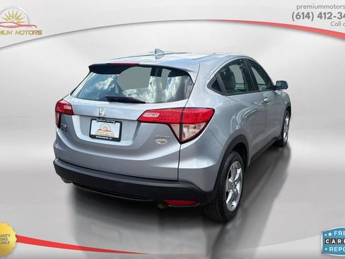 Used 2018 Honda HR-V LX image 5