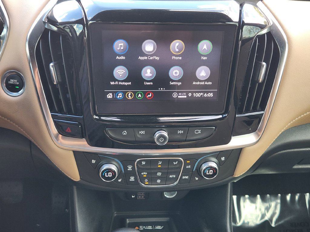 Used 2023 Chevrolet Traverse Premier FWD image 17