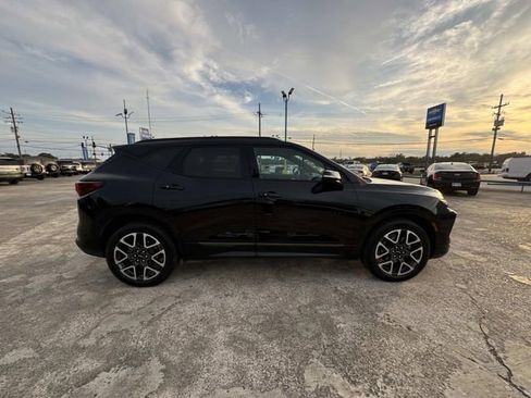 Used 2025 Chevrolet Blazer RS FWD image 8