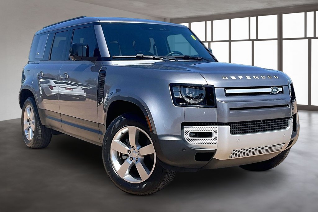 Used 2024 Land Rover Defender 110 S AWD/4WD image 10