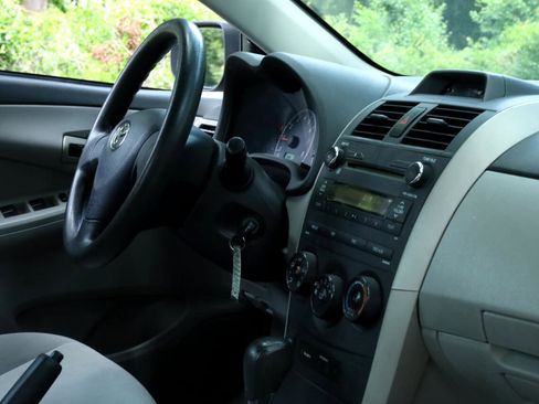 Used 2013 Toyota Corolla S Special Edition image 17
