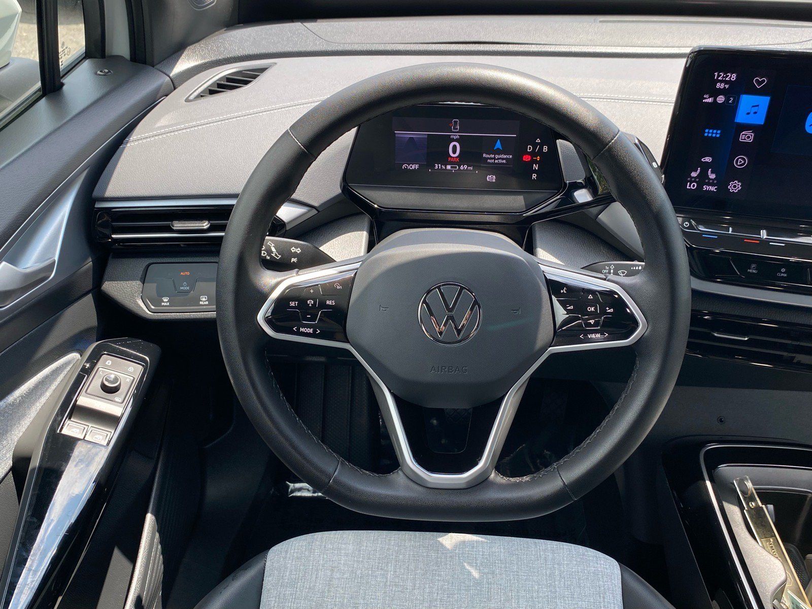 Certified 2023 Volkswagen ID.4 Pro RWD image 5