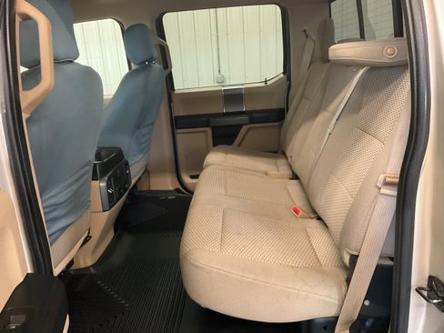 Used 2017 Ford F150 XLT w/ Equipment Group 302A Luxury AWD/4WD image 20