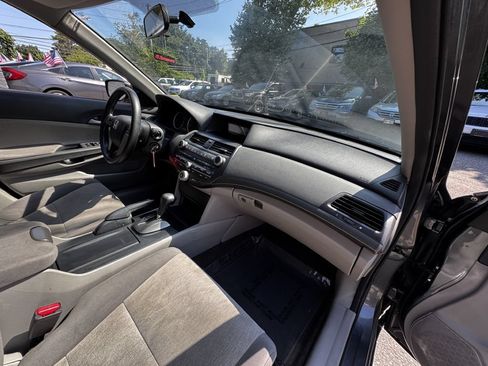 Used 2010 Honda Accord LX image 16