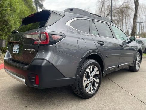 Used 2021 Subaru Outback Limited XT AWD/4WD image 4