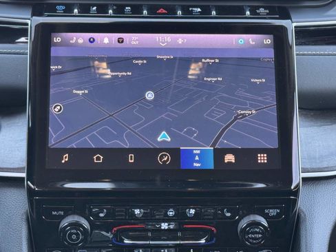 Used 2023 Jeep Grand Cherokee 4WD 4xe w/ Luxury Tech Group II image 26