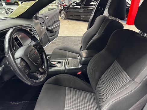 Used 2019 Dodge Charger GT w/ Driver Confidence Group image 32