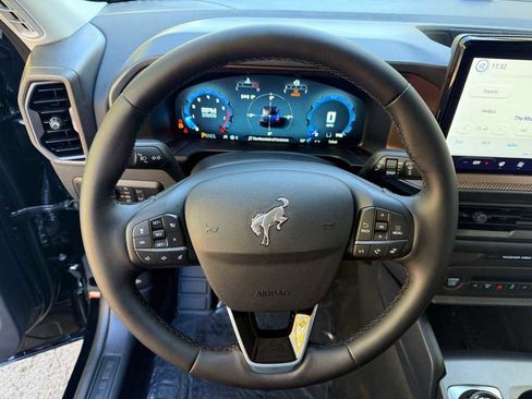 New 2025 Ford Bronco Sport Outer Banks image 2