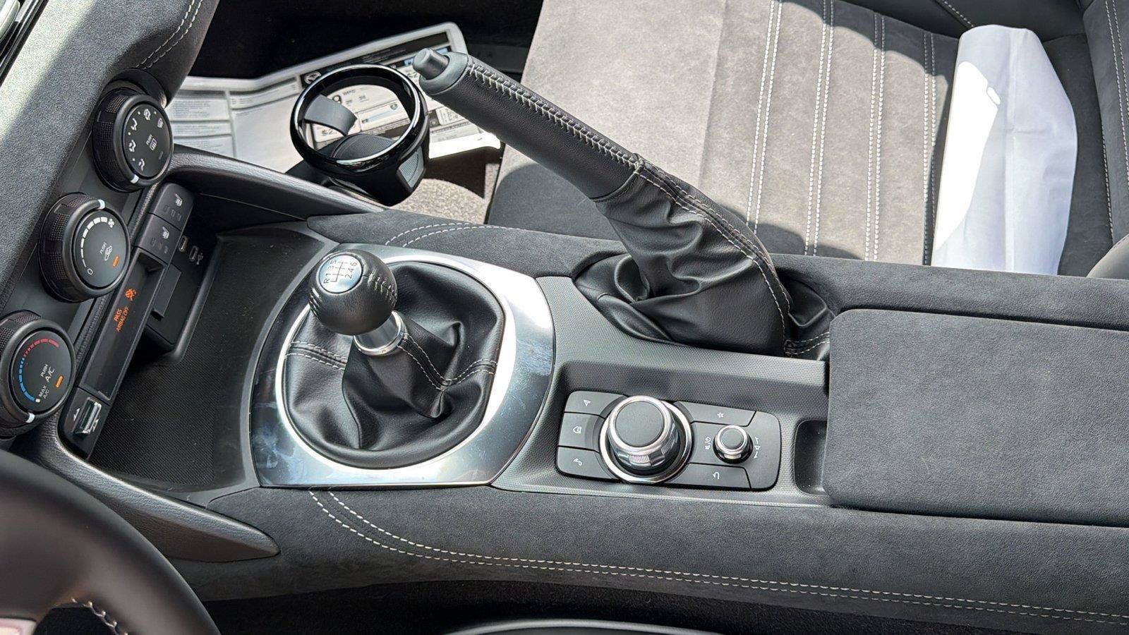 New 2026 MAZDA MX-5 Miata RF Club w/ Weather Package RWD image 20