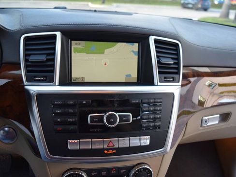 Used 2014 Mercedes-Benz ML 550 4MATIC image 58