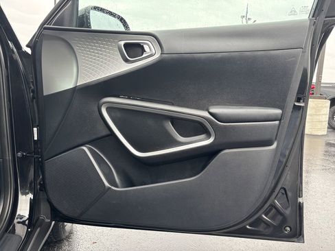 Used 2023 Kia Soul LX w/ Option Group 015 image 26