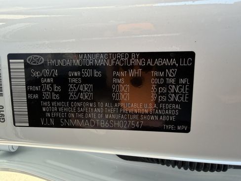 Used 2025 Genesis GV70 2.5T w/ Sport Prestige Package image 46